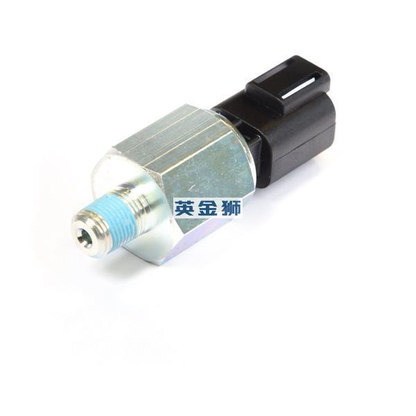 U85246210 (SWITCH)